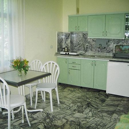 Oezay Apart Otel Мугла Экстерьер фото